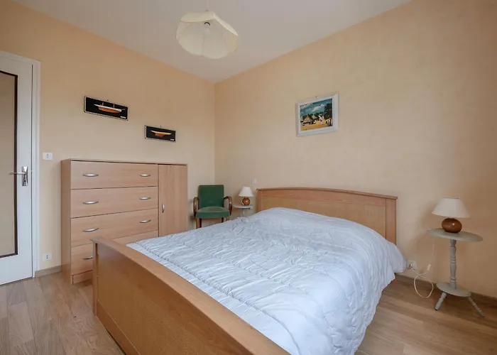 400m De La Plage, Pointe St Gildas, Maison Pour 6 *